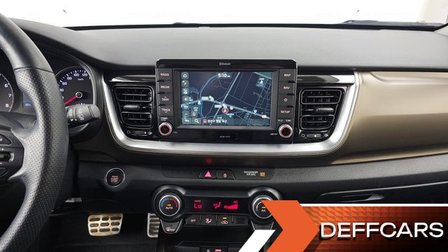Kia STONIC 1.4 Prestige купить на сайте DeffCars
