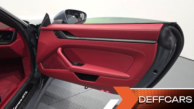 Porsche 911 Carrera GTS купить на сайте DeffCars