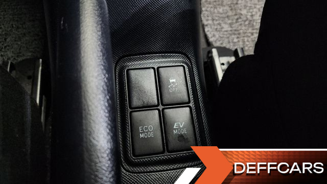 Toyota PRIUS 1.5 купить на сайте DeffCars