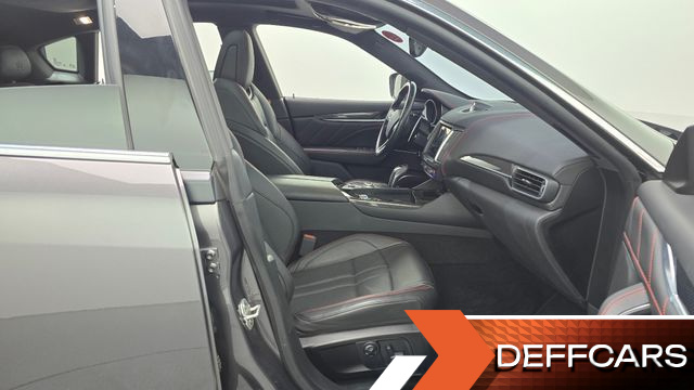 Maserati LEVANTE 3.0 AWD GranSport купить на сайте DeffCars