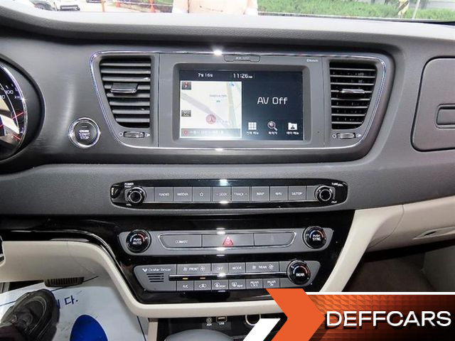 Kia CARNIVAL 9-Seater Luxury купить на сайте DeffCars