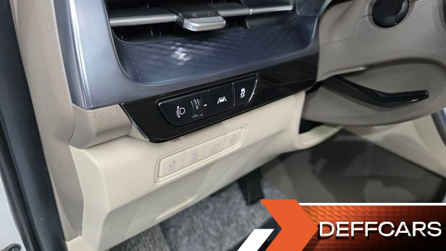 Kia CARNIVAL Gasoline 9-Seater Hi-Limousine Signature купить на сайте DeffCars