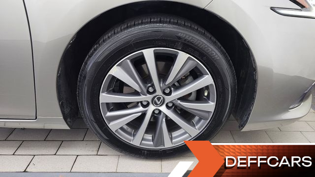 Lexus ES Supreme купить на сайте DeffCars