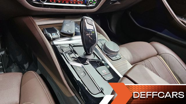 BMW 5-SERIES 520d M Sport Package Plus купить на сайте DeffCars