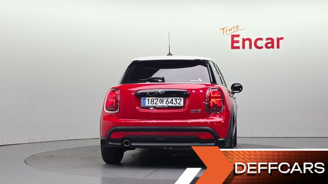 Mini COOPER 5Door Classic Third Generation купить на сайте DeffCars