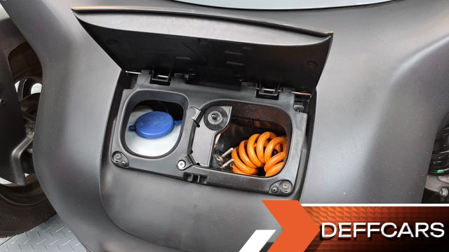 Renault-KoreaSamsung TWIZY Intens(2-seater) купить на сайте DeffCars
