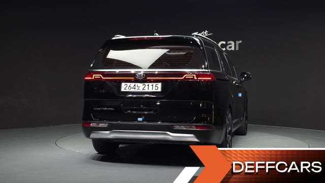 Kia CARNIVAL Gasoline 9-Seater Signature купить на сайте DeffCars