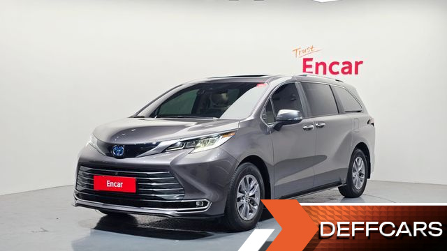 Toyota SIENNA 2.5 Hybrid AWD купить на сайте DeffCars