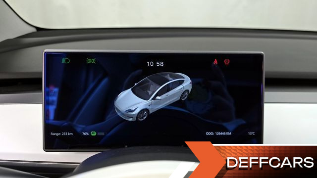 Tesla MODEL 3 Standard Range Plue RWD купить на сайте DeffCars