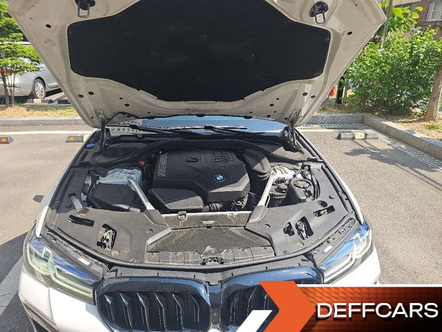 BMW 5-SERIES 530i xDrive M Sport Package купить на сайте DeffCars