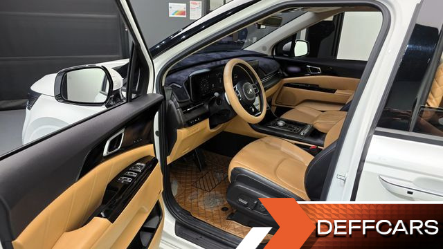 Kia CARNIVAL Gasoline 9-Seater Signature купить на сайте DeffCars