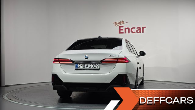 BMW 5-SERIES 520i M Sport купить на сайте DeffCars