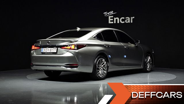 Lexus ES Luxury Plus купить на сайте DeffCars