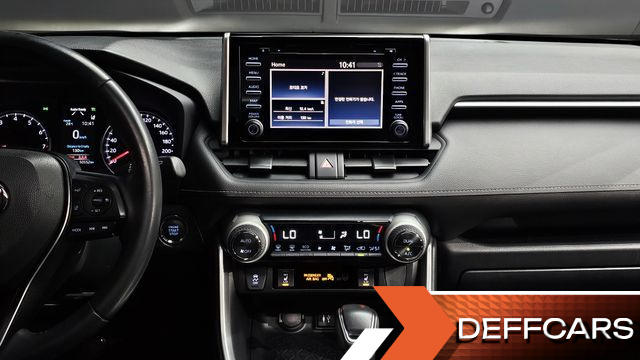 Toyota RAV4 2.5 2WD купить на сайте DeffCars