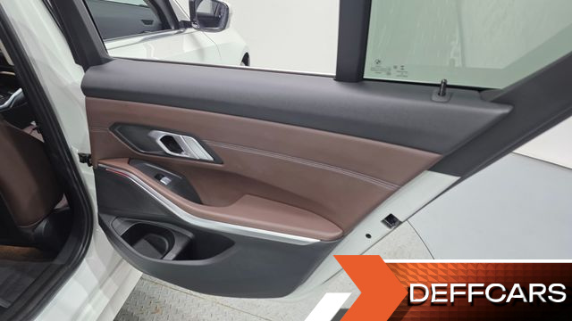 BMW 3-SERIES 330e Luxury купить на сайте DeffCars