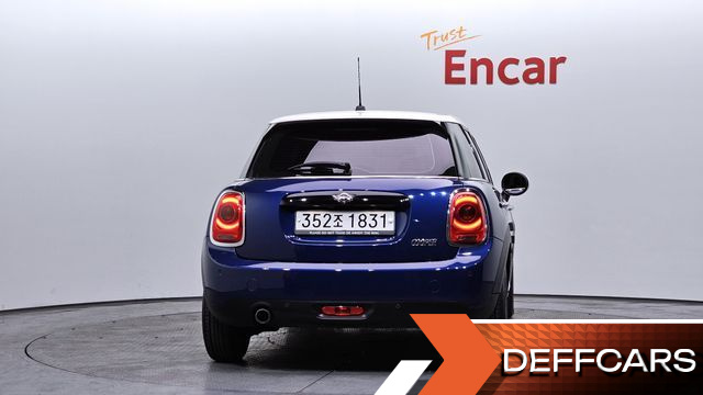 Mini COOPER 5Door Standard 3rd купить на сайте DeffCars