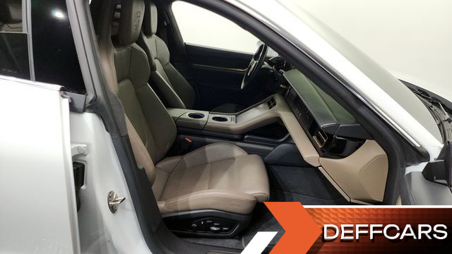 Porsche TAYCAN Turbo S купить на сайте DeffCars