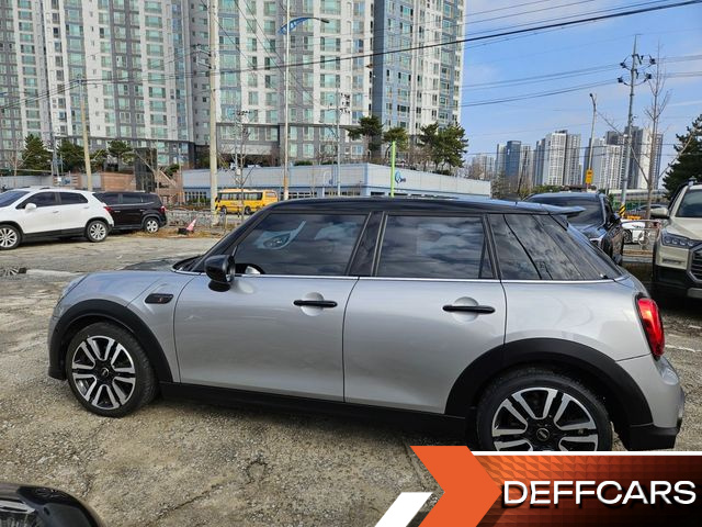 Mini COOPER Classic Third Generation купить на сайте DeffCars
