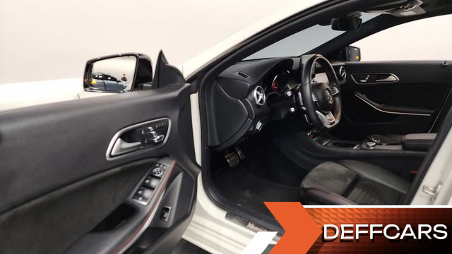 Mercedes CLA-CLASS CLA250 4MATIC AMG Line купить на сайте DeffCars