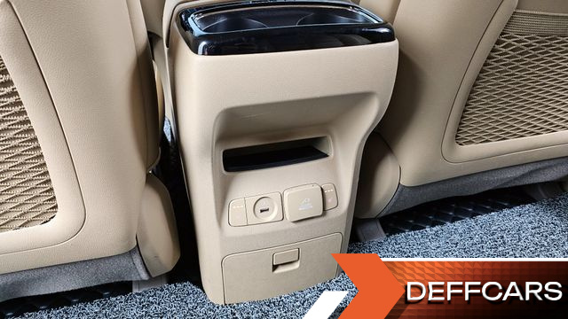 Kia CARNIVAL Gasoline 9-Seater Noblesse Special купить на сайте DeffCars