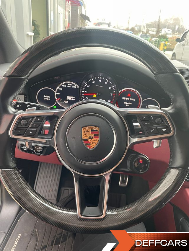 Porsche CAYENNE 3.0 купить на сайте DeffCars