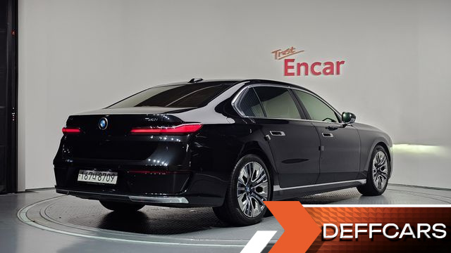 BMW 7-SERIES 740i sDrive Design Pure Excellence купить на сайте DeffCars
