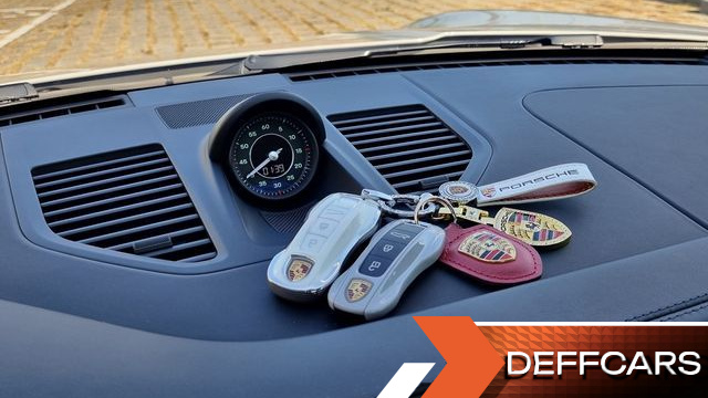 Porsche 911 Turbo S купить на сайте DeffCars