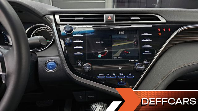 Toyota CAMRY 2.5 XLE Hybrid купить на сайте DeffCars