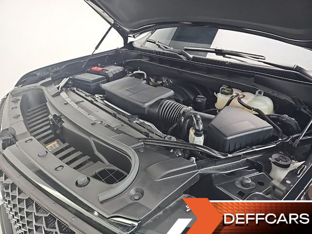 Cadillac ESCALADE 6.2 ESV ESV Sports Platinum купить на сайте DeffCars