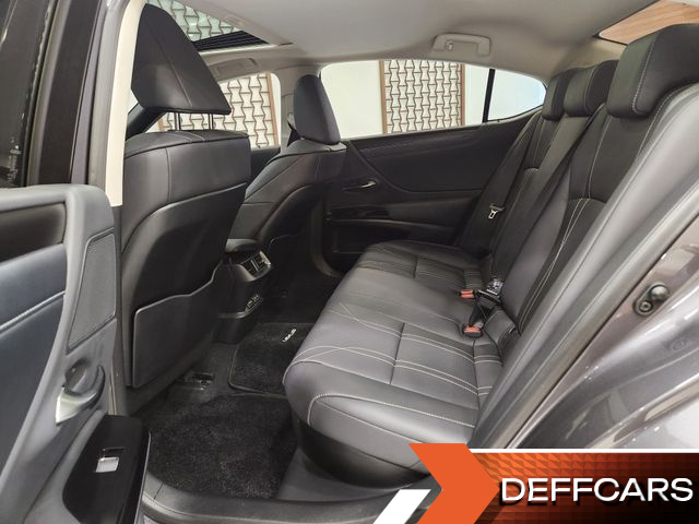 Lexus ES Luxury Plus купить на сайте DeffCars