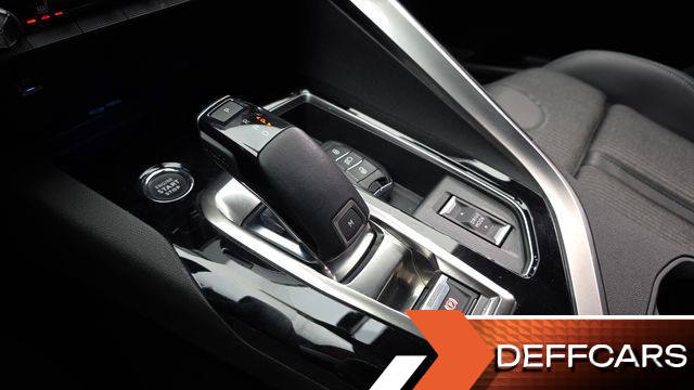 Peugeot 3008 1.2 Pure Tech Allure купить на сайте DeffCars