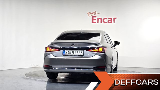 Lexus ES Executive купить на сайте DeffCars