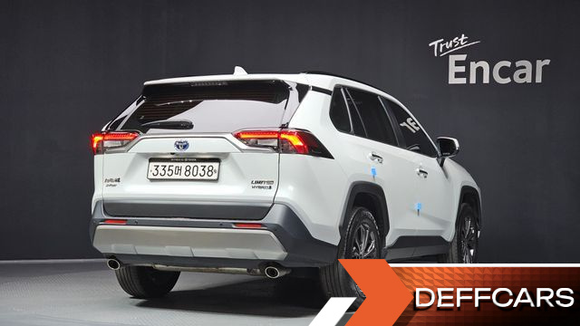 Toyota RAV4 2,5 4WD Hybrid LTD купить на сайте DeffCars