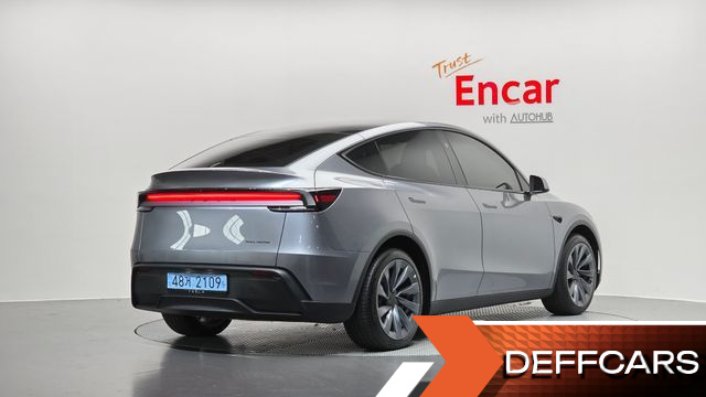 Tesla MODEL Y Premium Long Range AWD купить на сайте DeffCars