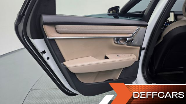 Volvo S90 B5 Ultra Dark купить на сайте DeffCars