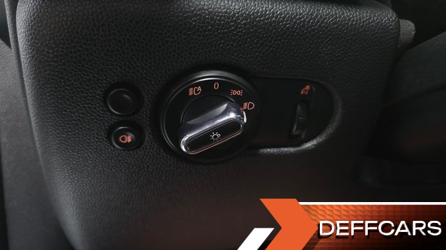 Mini COOPER 5Door Classic Third Generation купить на сайте DeffCars