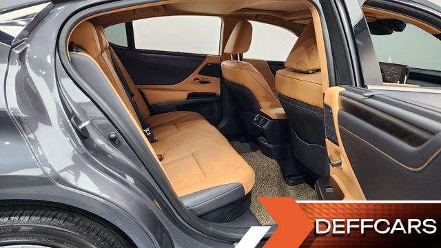 Lexus ES Executive купить на сайте DeffCars