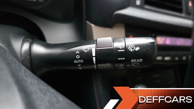 Lexus CT200H 1.8 Supreme ZWA10 купить на сайте DeffCars