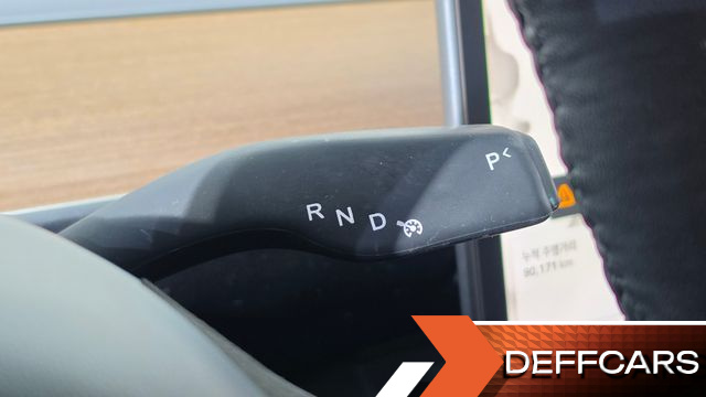 Tesla MODEL Y Long Range AWD купить на сайте DeffCars