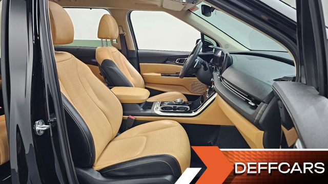 Kia CARNIVAL Gasoline 9-Seater Signature купить на сайте DeffCars