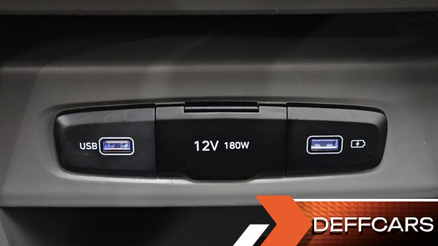 Hyundai STARIA L3.5 Lounge 9-Seater Inspiration купить на сайте DeffCars