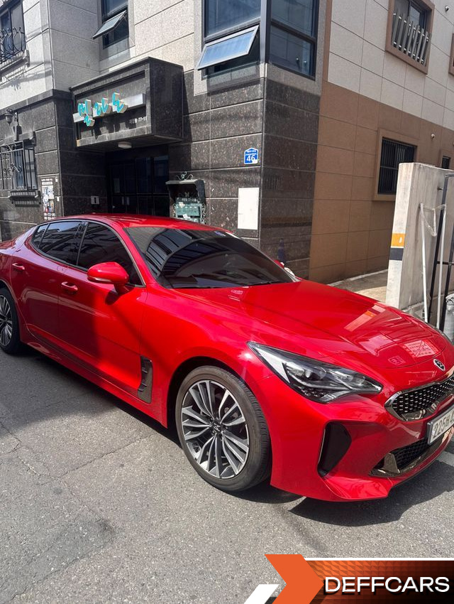 Kia STINGER 2.0 Turbo 2WD Platinum купить на сайте DeffCars