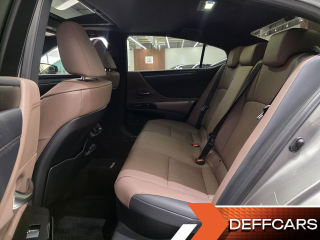 Lexus ES Luxury Plus купить на сайте DeffCars