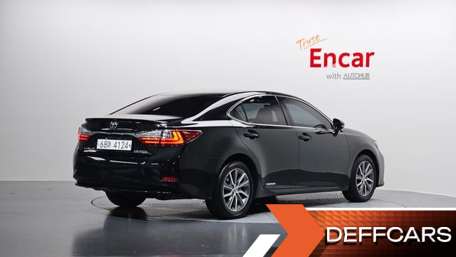 Lexus ES Supreme XV60 купить на сайте DeffCars