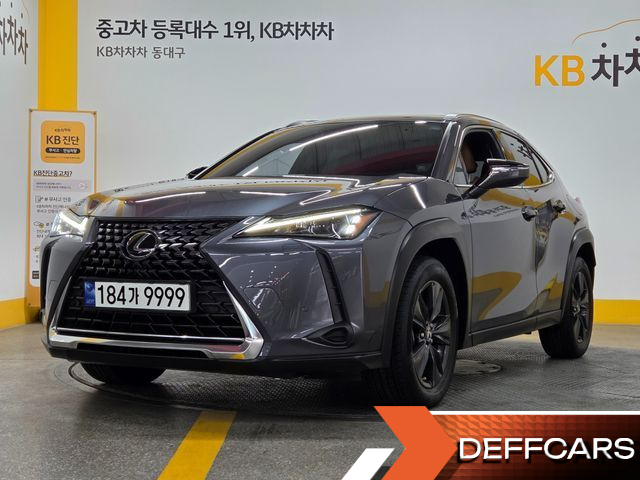 Lexus UX 2.0 2WD купить на сайте DeffCars