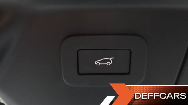 Land Rover RANGE ROVER VELAR 3.0 P400 Dynamic HSE купить на сайте DeffCars