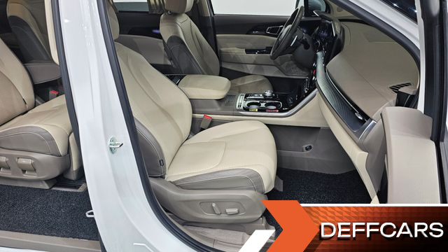 Kia CARNIVAL Gasoline 7-Seater Hi-Limousine Signature купить на сайте DeffCars