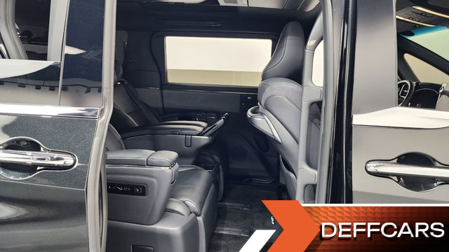 Lexus LM 500h Executive купить на сайте DeffCars