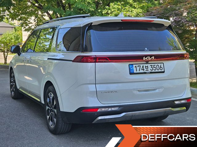 Kia CARNIVAL 7-Seater Noblesse купить на сайте DeffCars