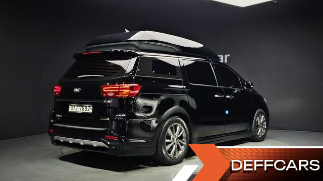 Kia CARNIVAL Gasoline 7-Seater Hi-Limousine President купить на сайте DeffCars